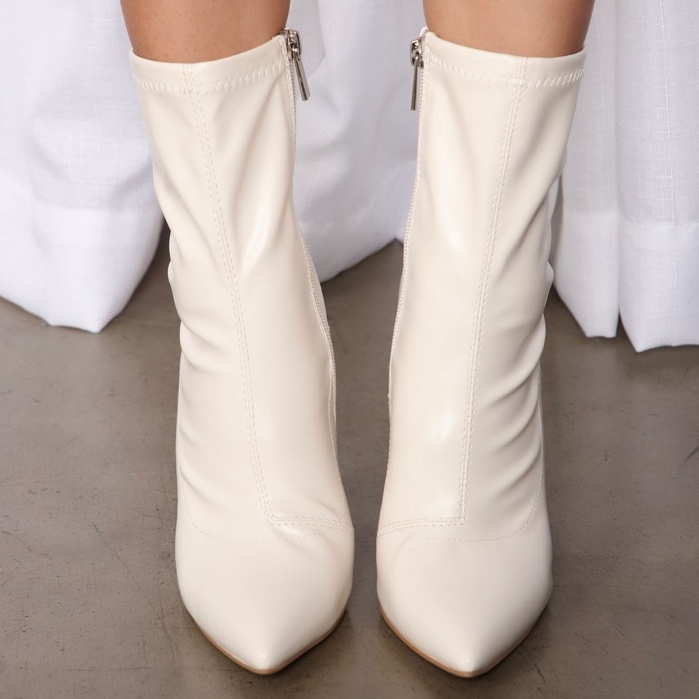 White booties brand new with box. Size 11